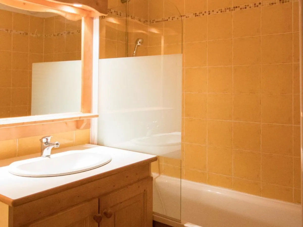 Duplex 10 Pers Au Pied Des Pistes Avec Parking, Balcon Et Wifi A Val Cenis - Fr-1-508-25 Apartment Lanslevillard