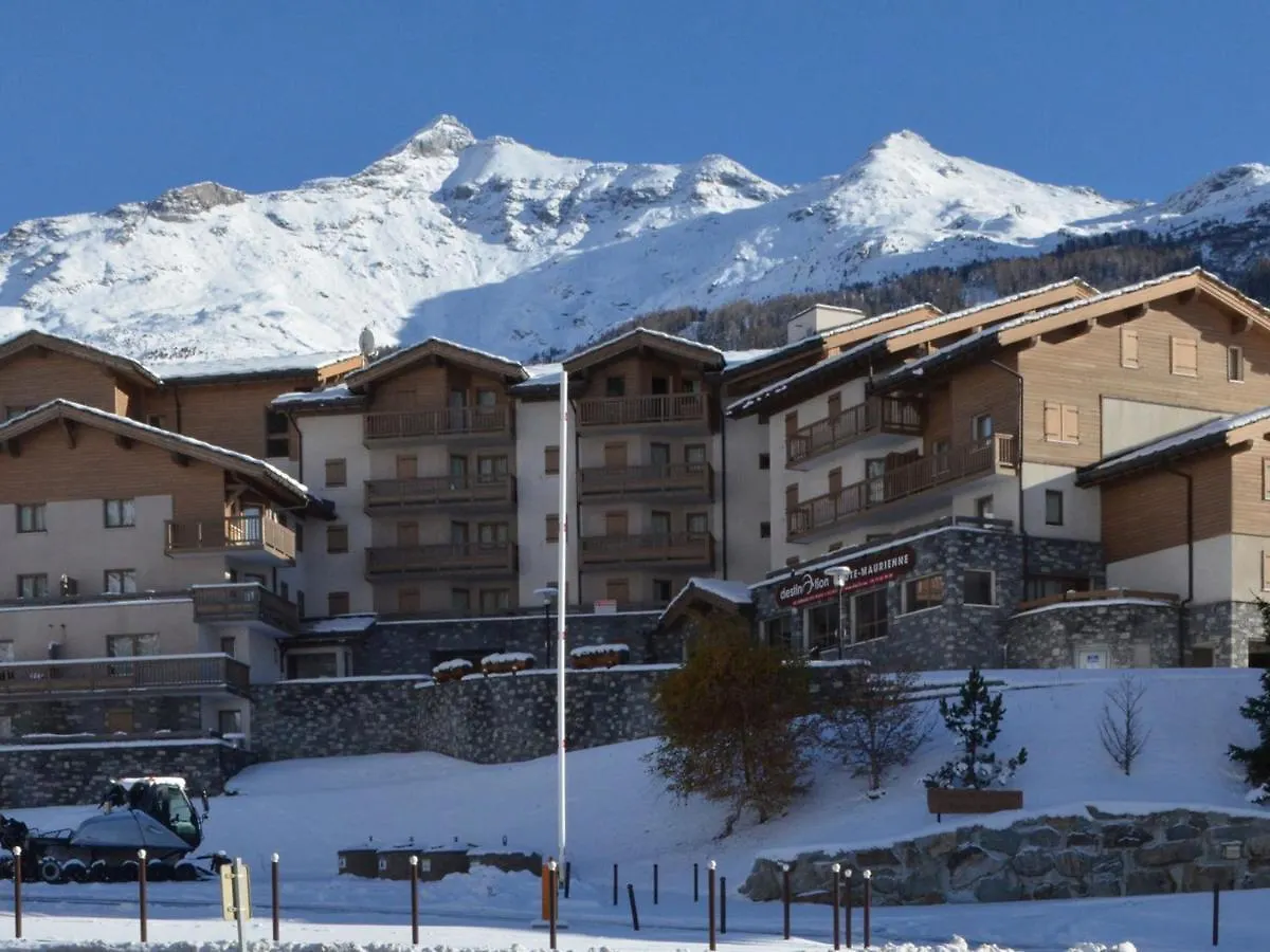 Duplex 10 Pers Au Pied Des Pistes Avec Parking, Balcon Et Wifi A Val Cenis - Fr-1-508-25 Apartment Lanslevillard